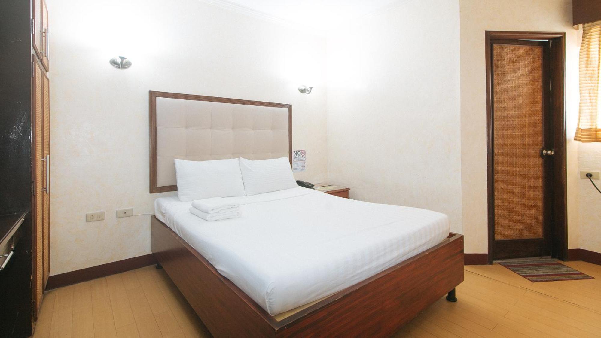 Bliss Hotel Dau Mabalacat Ngoại thất bức ảnh