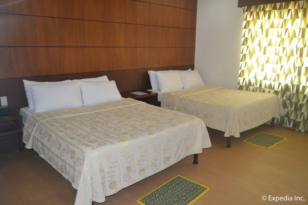 Bliss Hotel Dau Mabalacat Ngoại thất bức ảnh