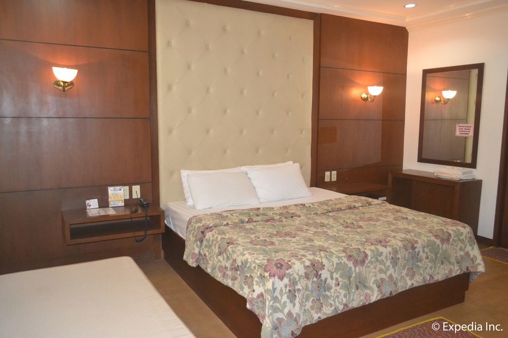 Bliss Hotel Dau Mabalacat Ngoại thất bức ảnh