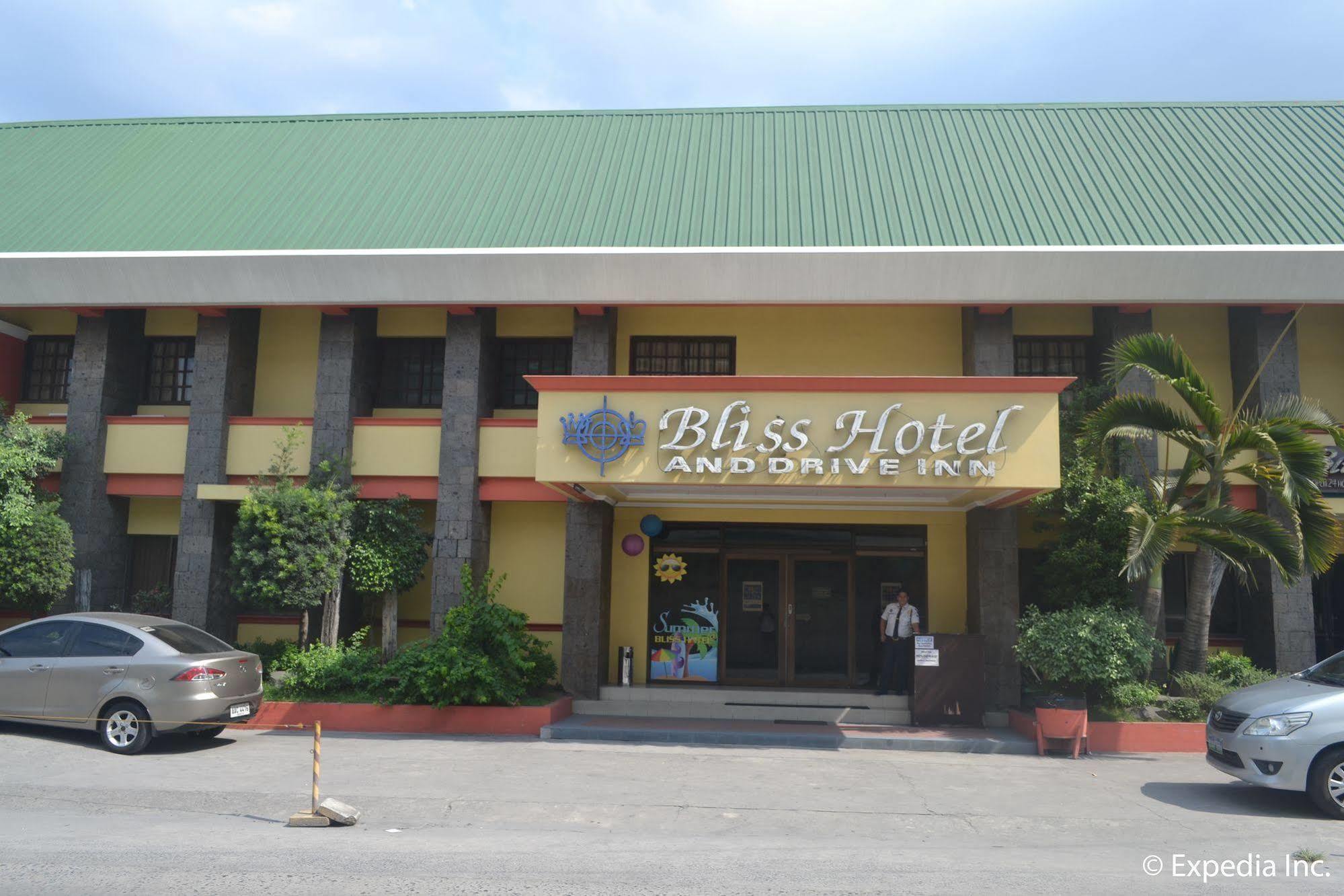 Bliss Hotel Dau Mabalacat Ngoại thất bức ảnh