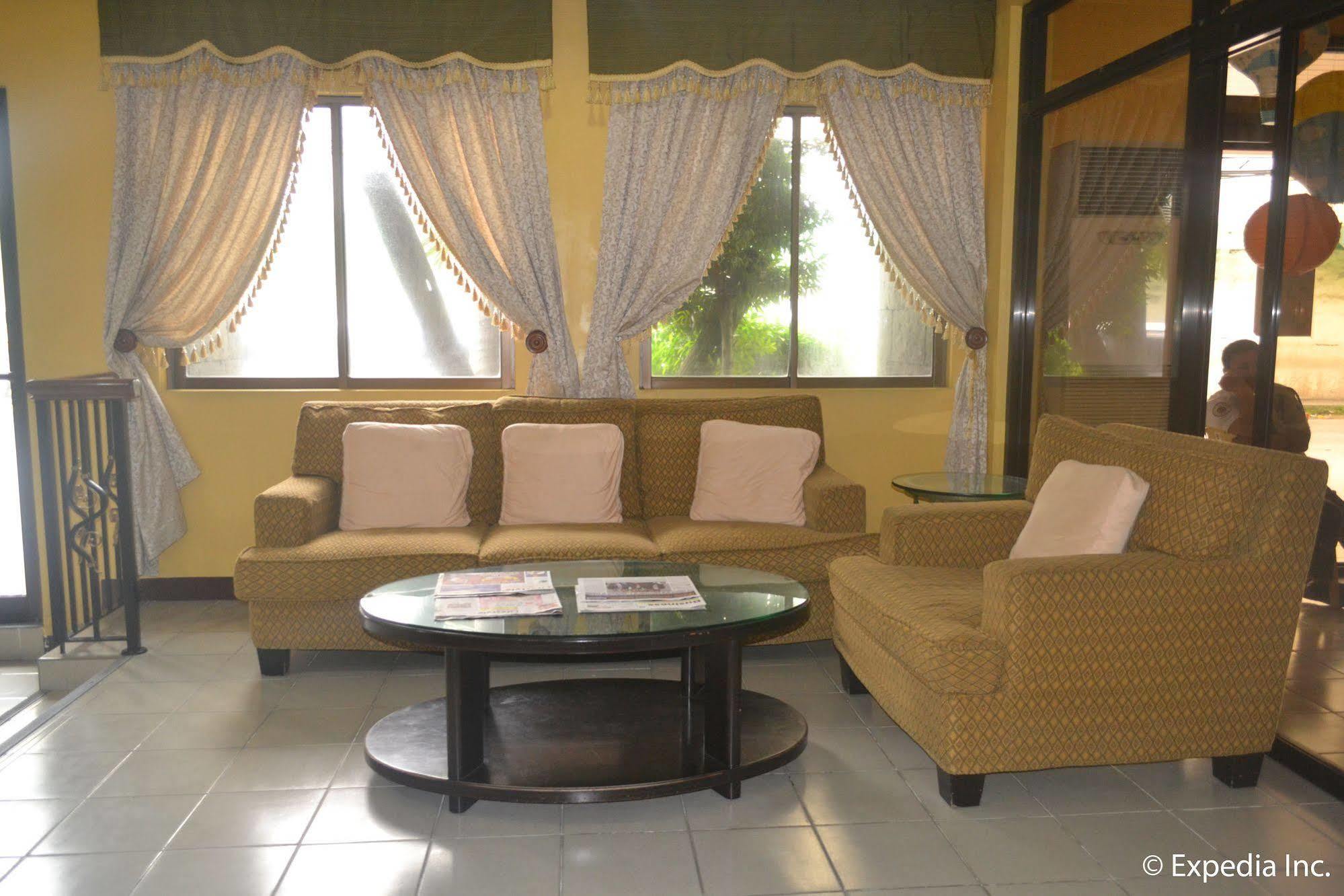 Bliss Hotel Dau Mabalacat Ngoại thất bức ảnh