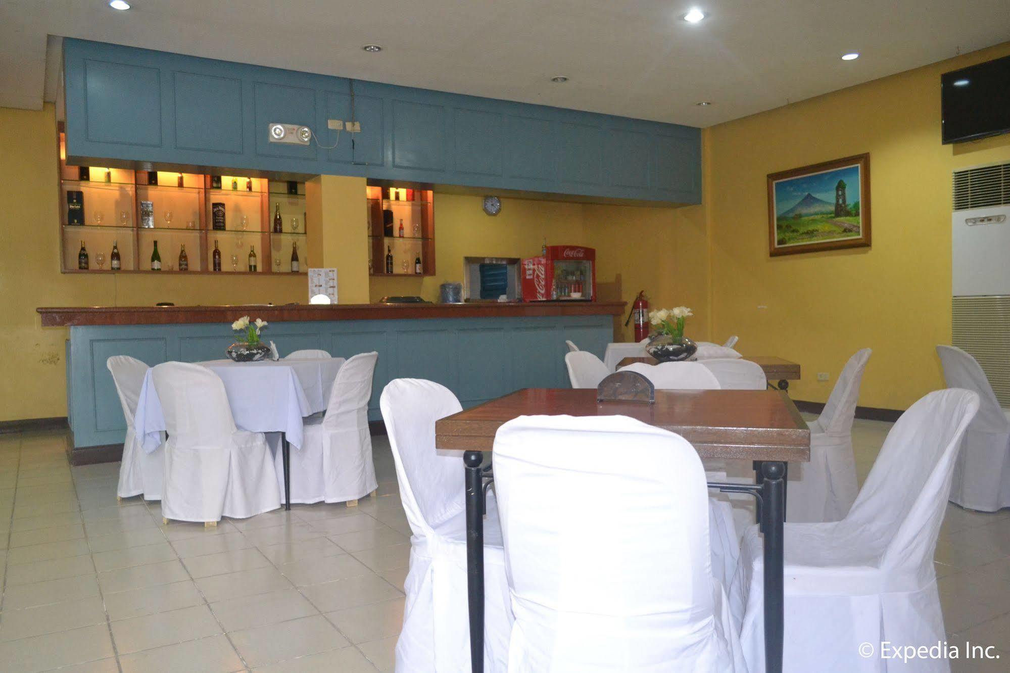 Bliss Hotel Dau Mabalacat Ngoại thất bức ảnh