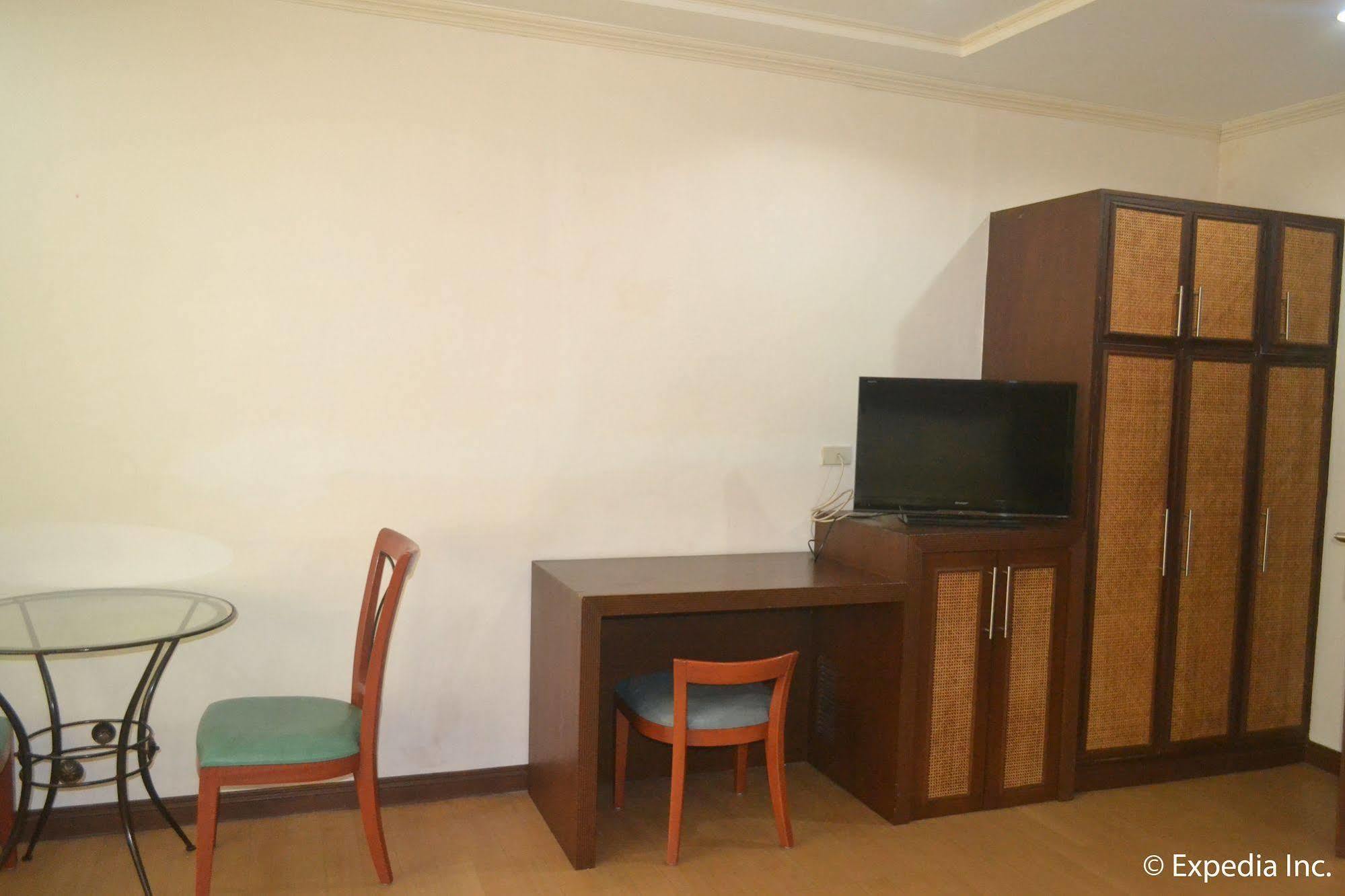 Bliss Hotel Dau Mabalacat Ngoại thất bức ảnh