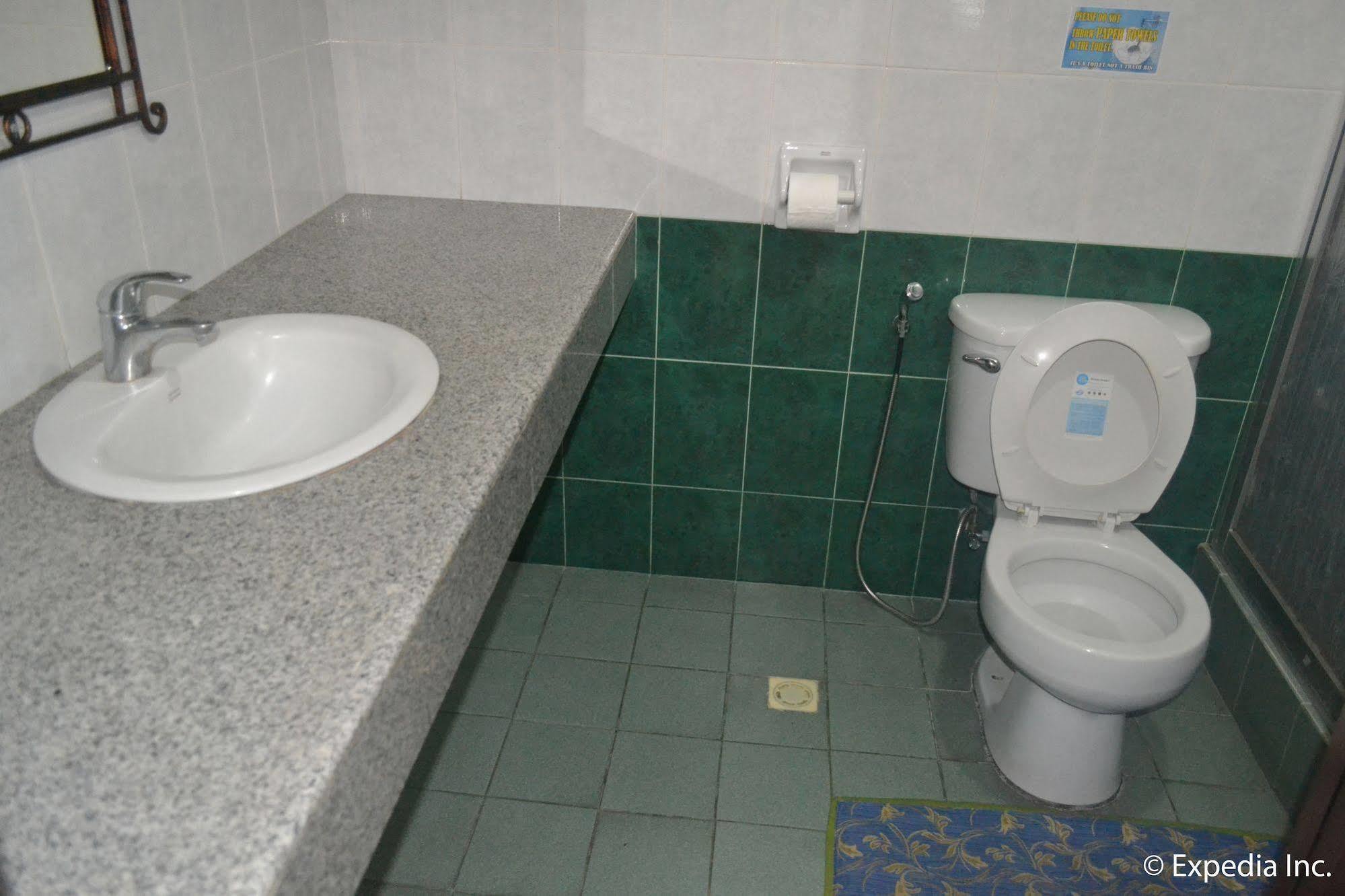 Bliss Hotel Dau Mabalacat Ngoại thất bức ảnh